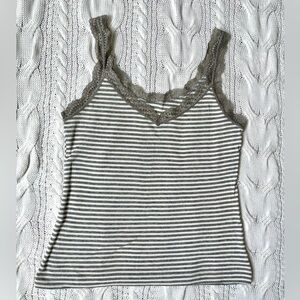 UNIQLO women’s tank top
